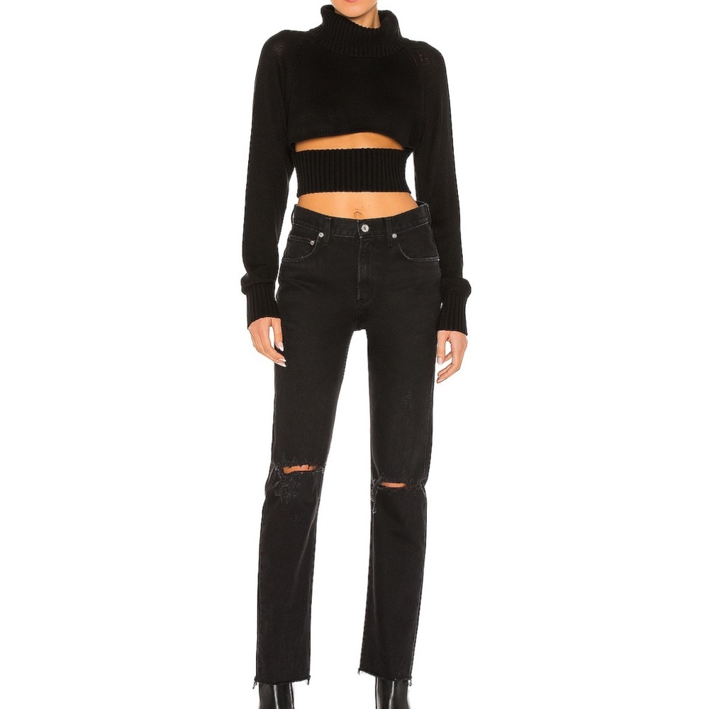 Black Turtleneck Cropped Sweater - Picture 3 of 3